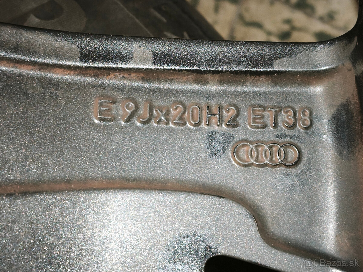 Audi Q8 e-tron - originál 20" alu letná sada - 5