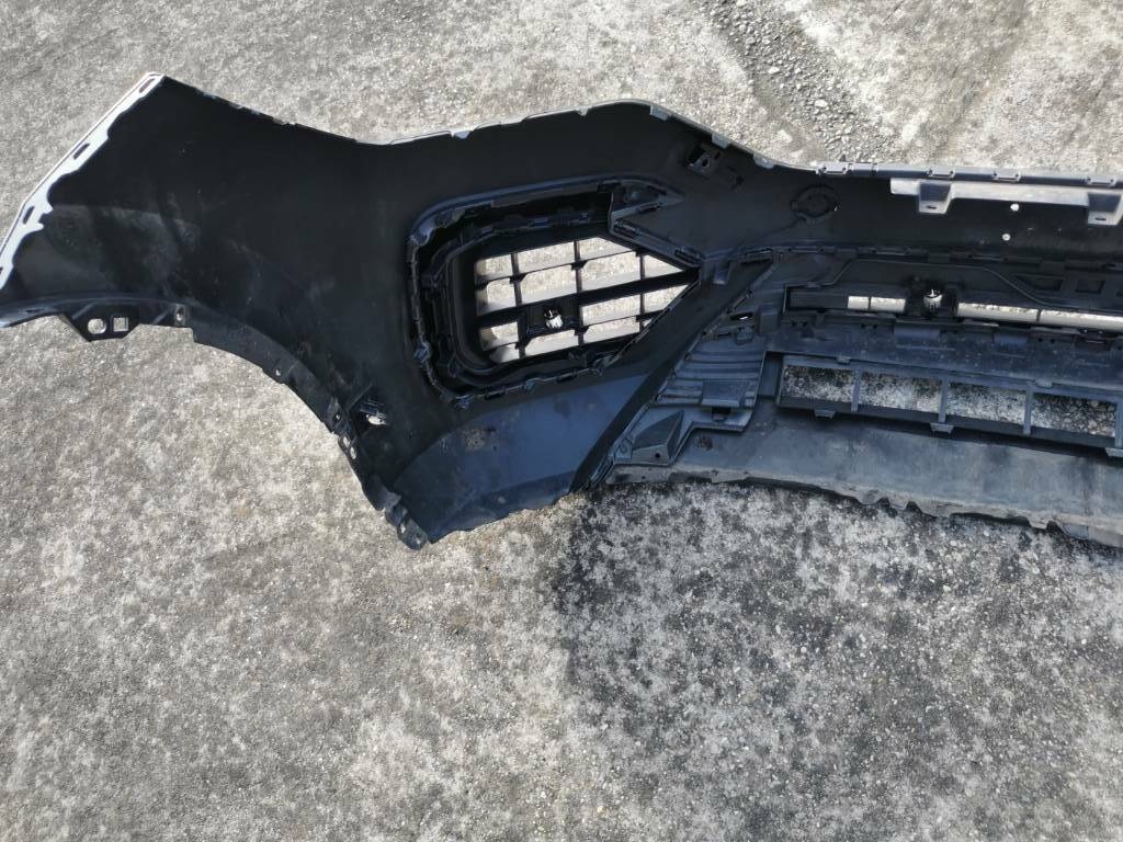 TOUAREG 18 PREDNY NAR R LINE BEZ OST VERZIA - 5