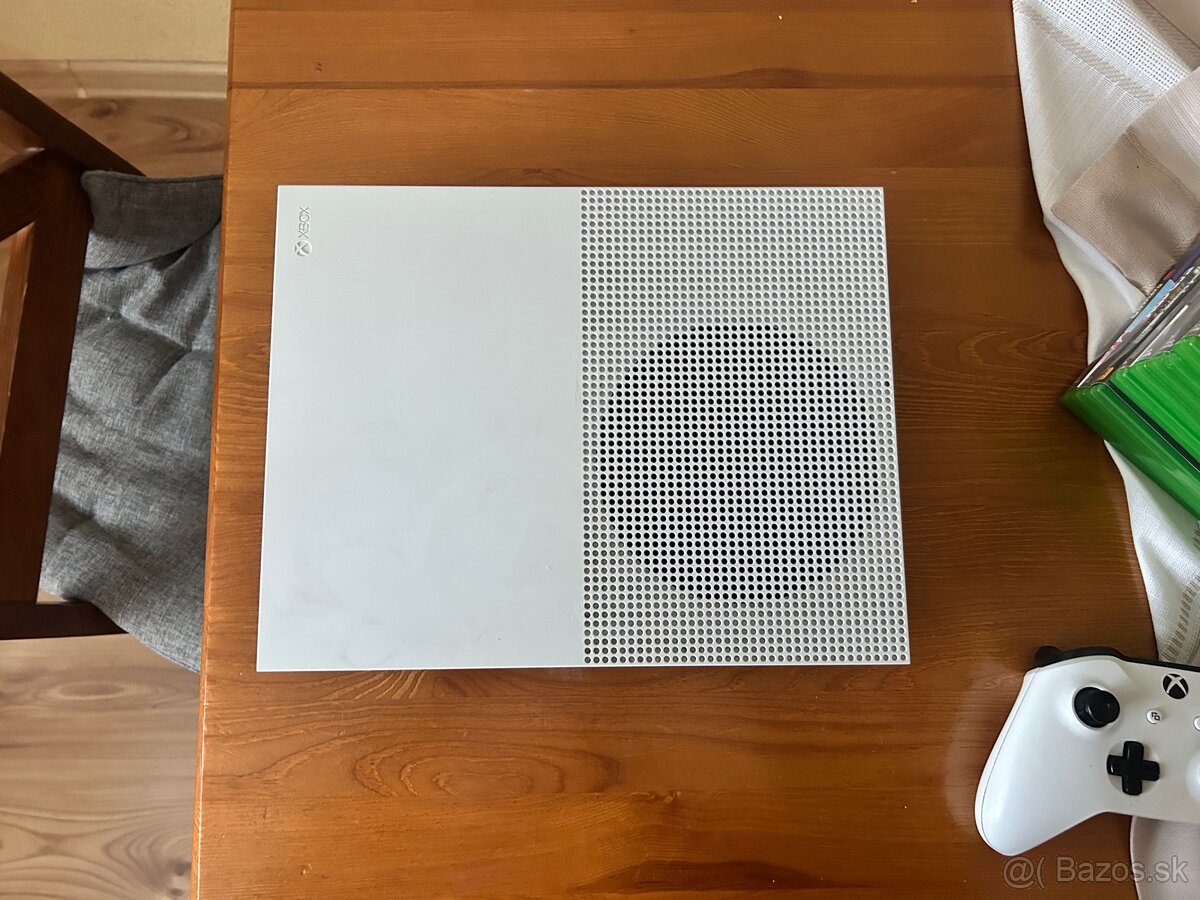 Xbox one s - 5