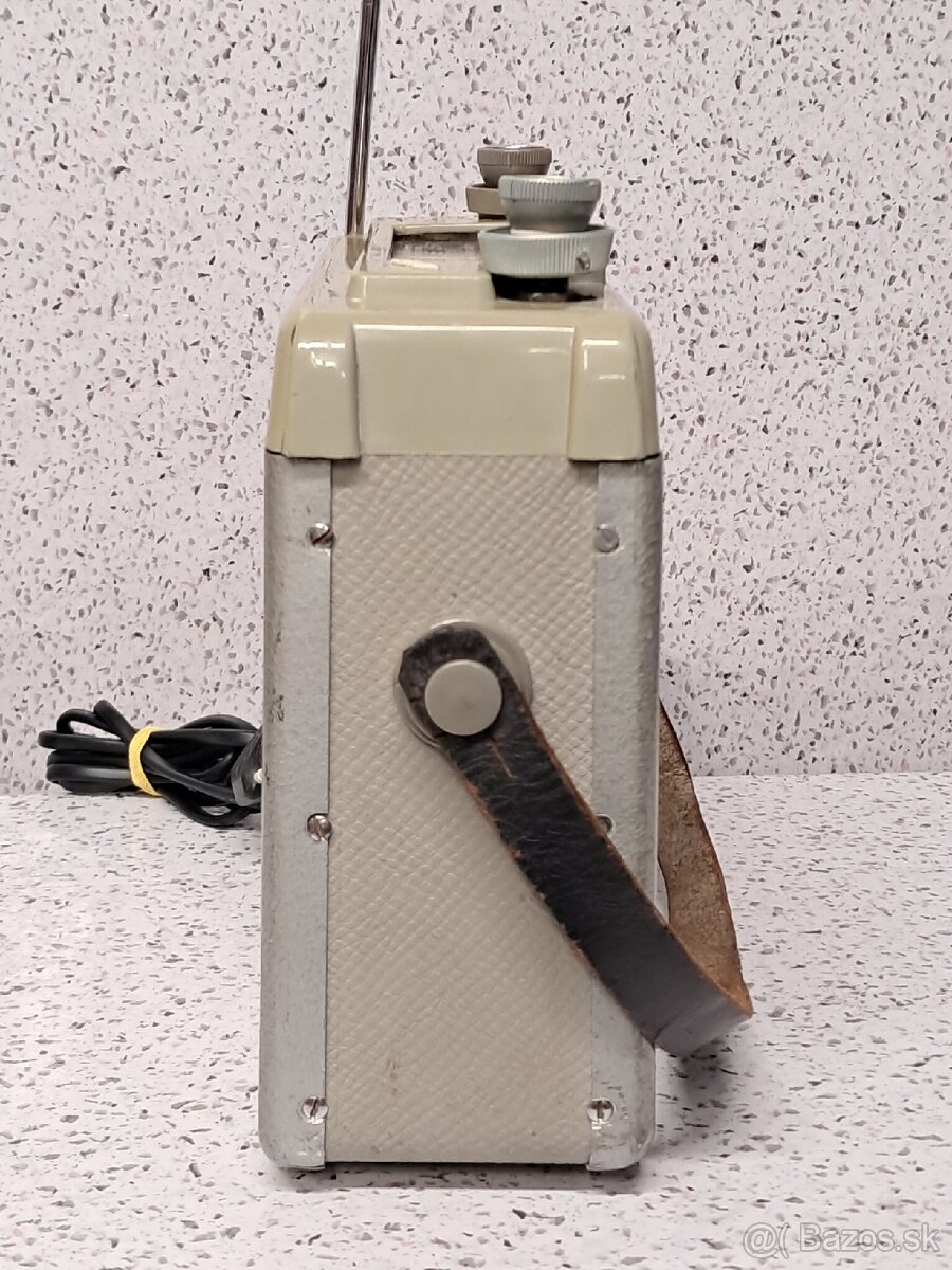 Trifels Akkord-Radio 》Hybridné prenosné batériove auto-rádio - 5