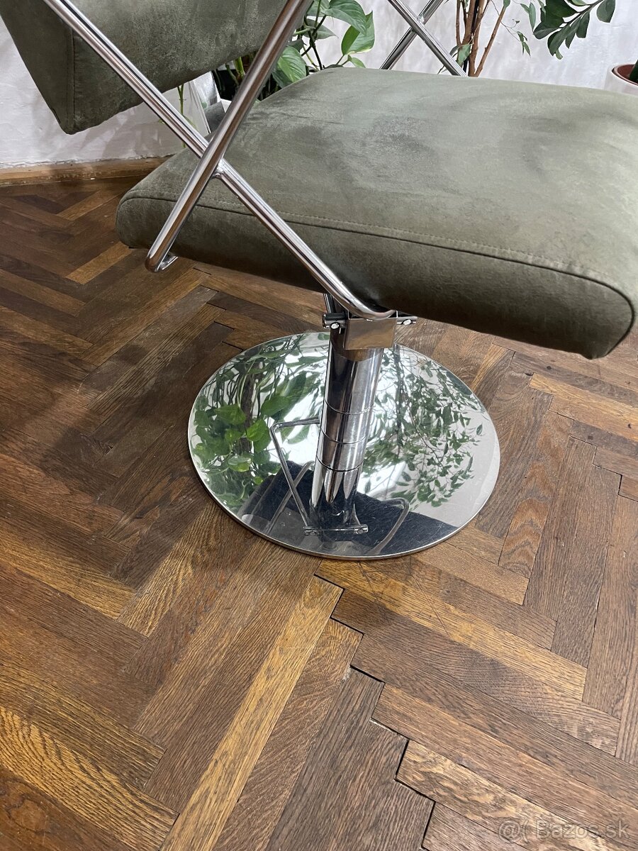 Kadernícke kreslo – 4ks - pohodlné, po renovácii sedákov - 5