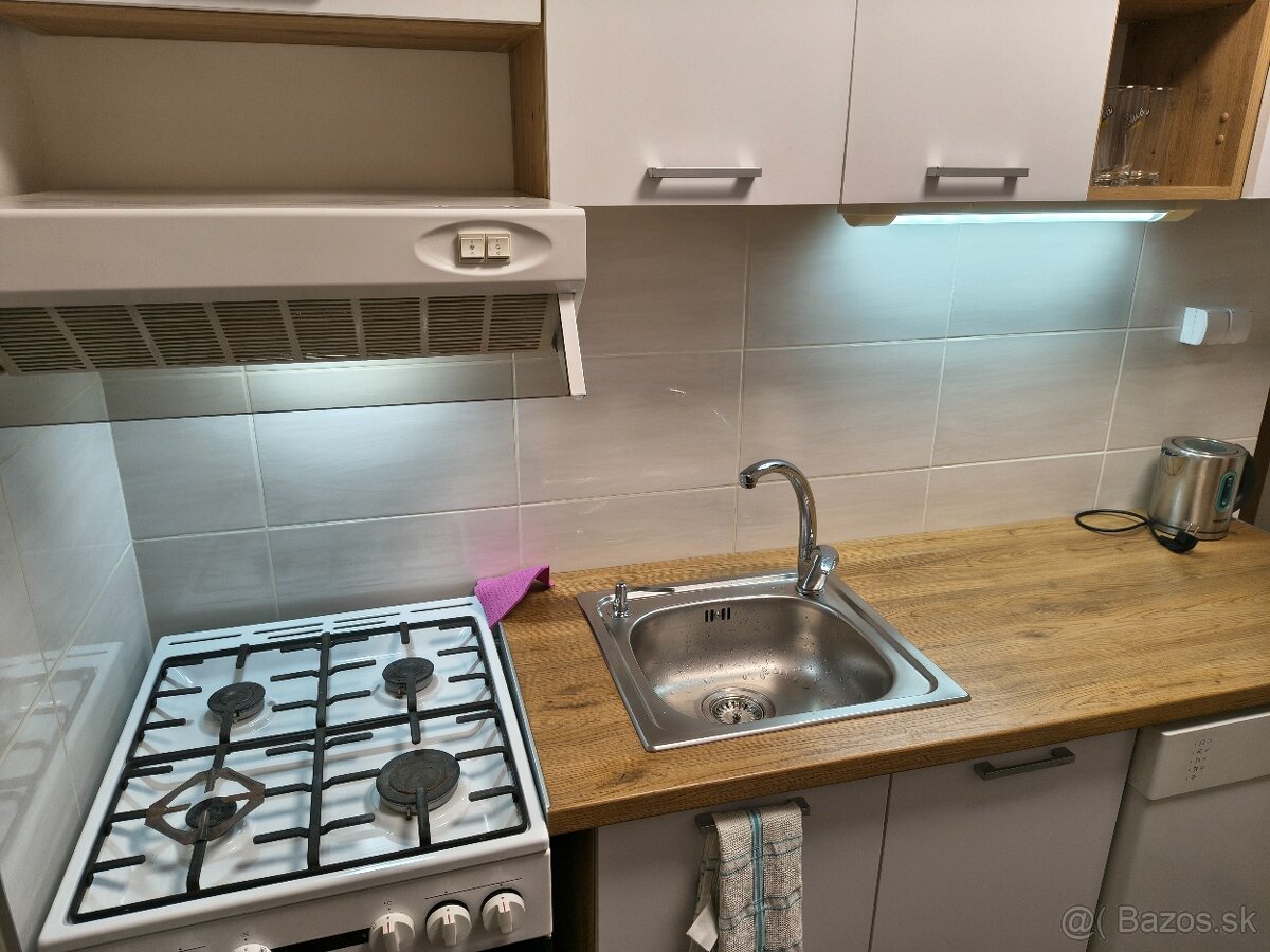 Prenajmem 2 izbový byt, Sabinovská - 5