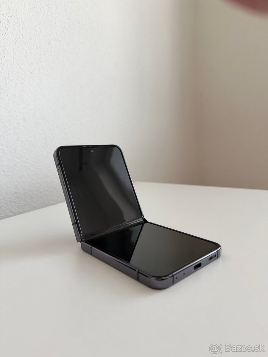 Samsung Z flip5 - 5