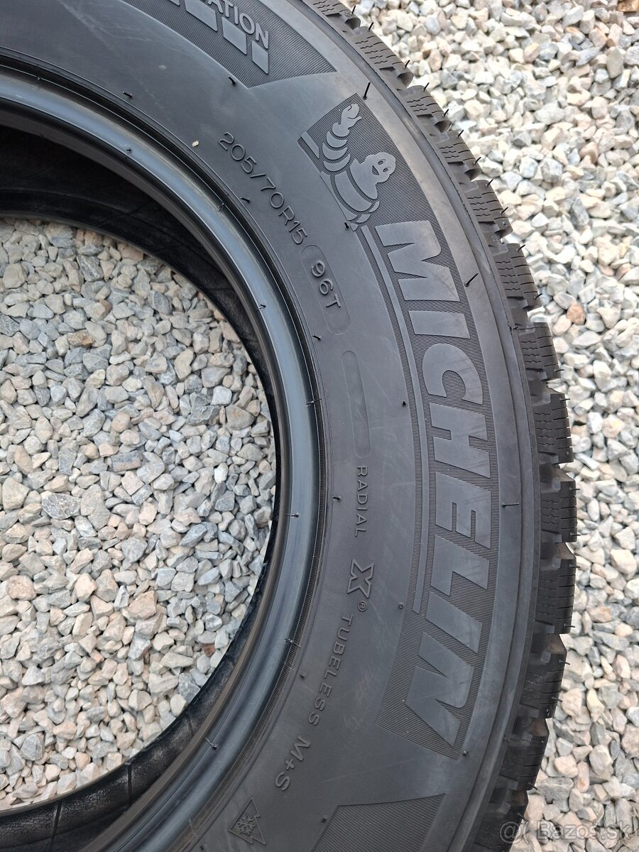 205/70R15 Michelin zimné - 5