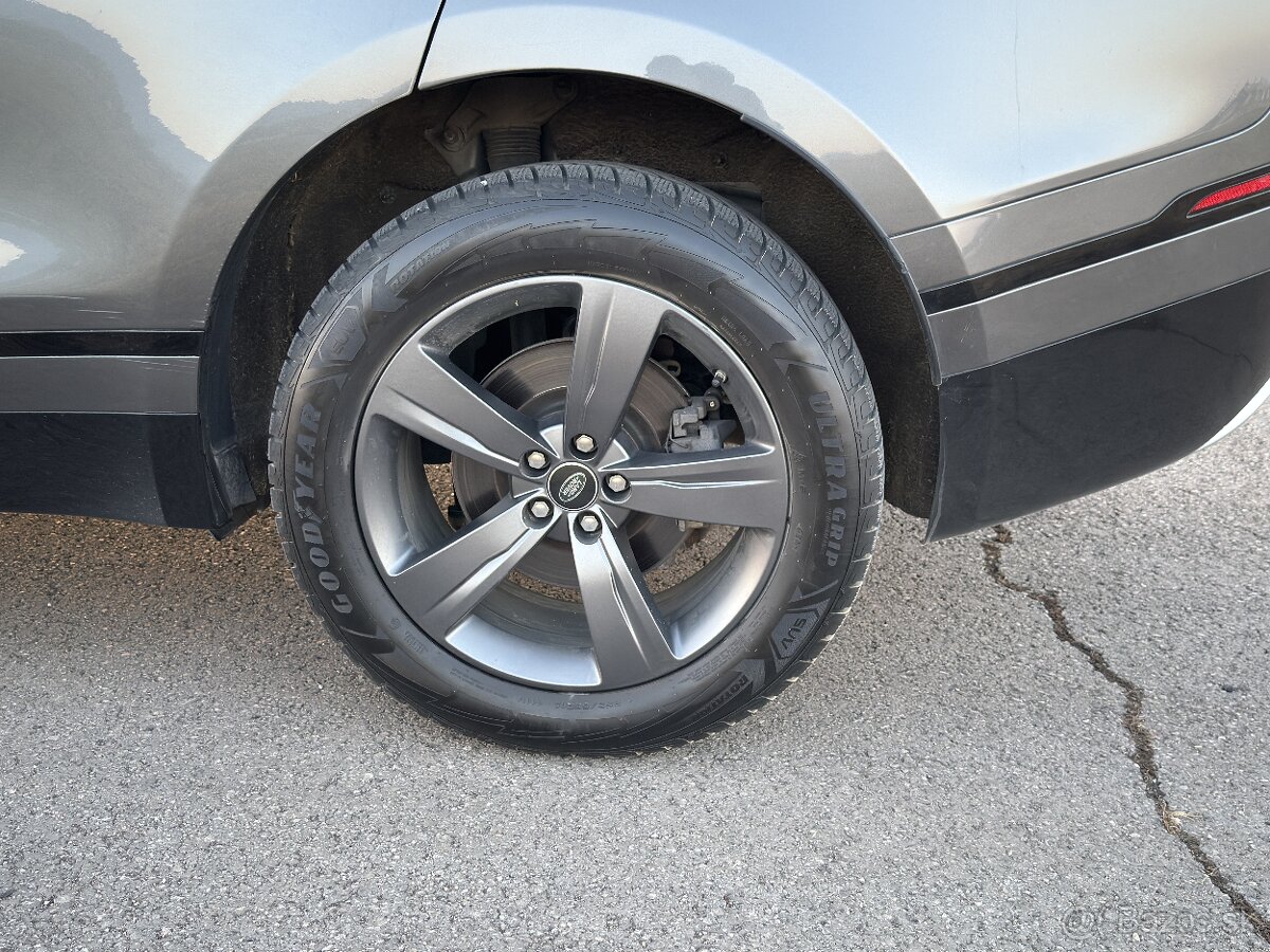 RANGE ROVER VELAR R-DYNAMIC 4x4