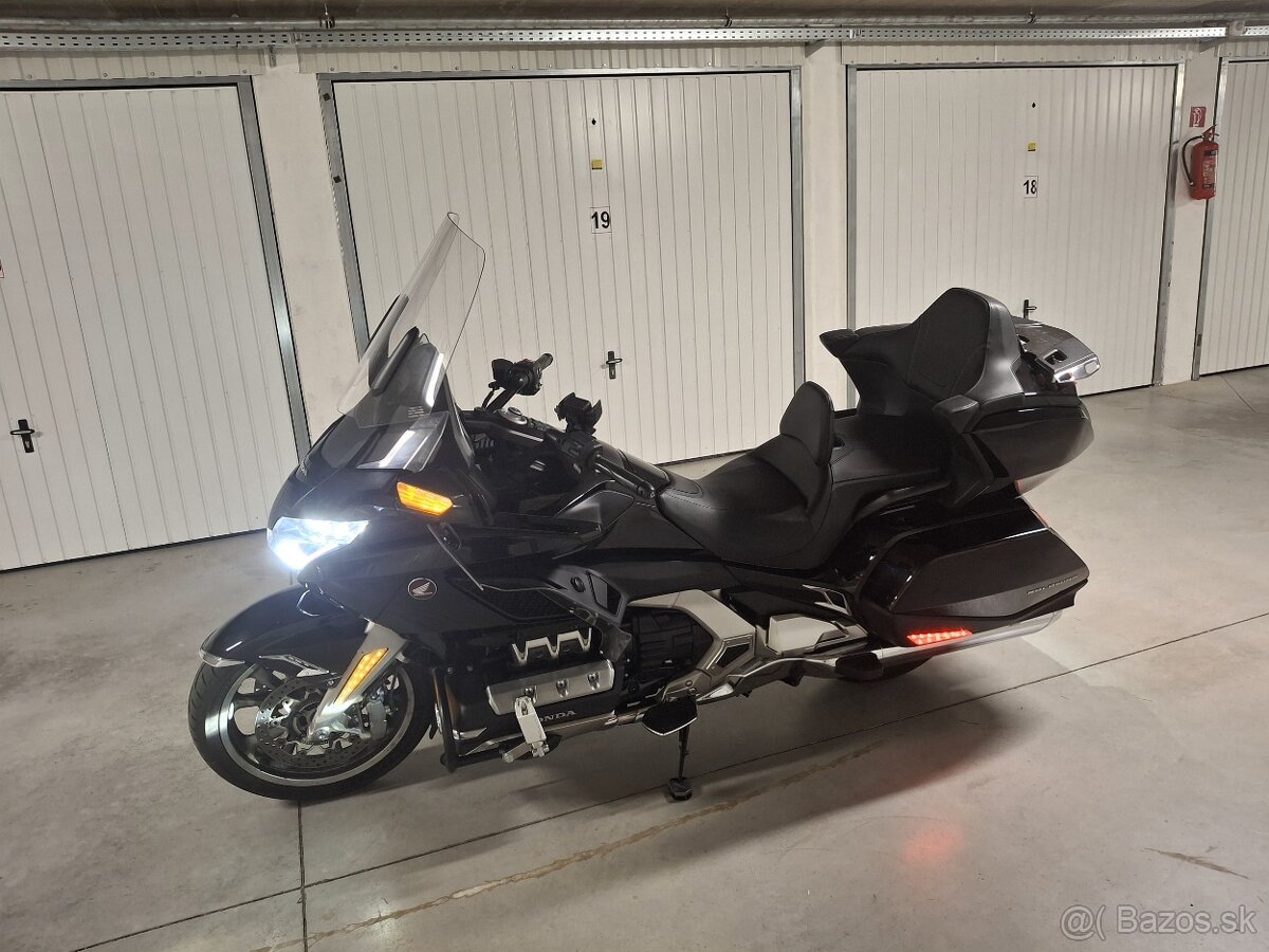Predám Honda Goldwing 1800 DCT Tour - 5
