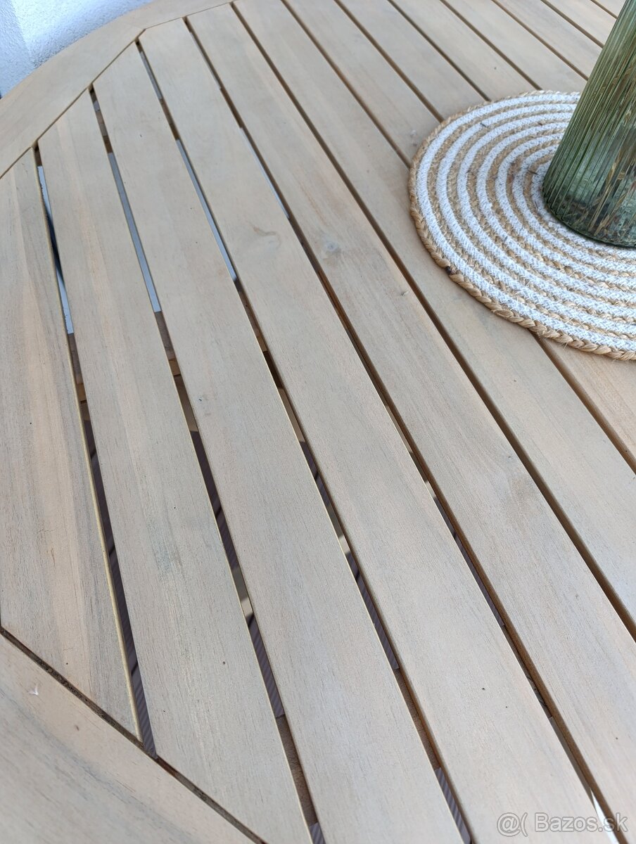 Drevený okrúhly záhradný stôl - 5