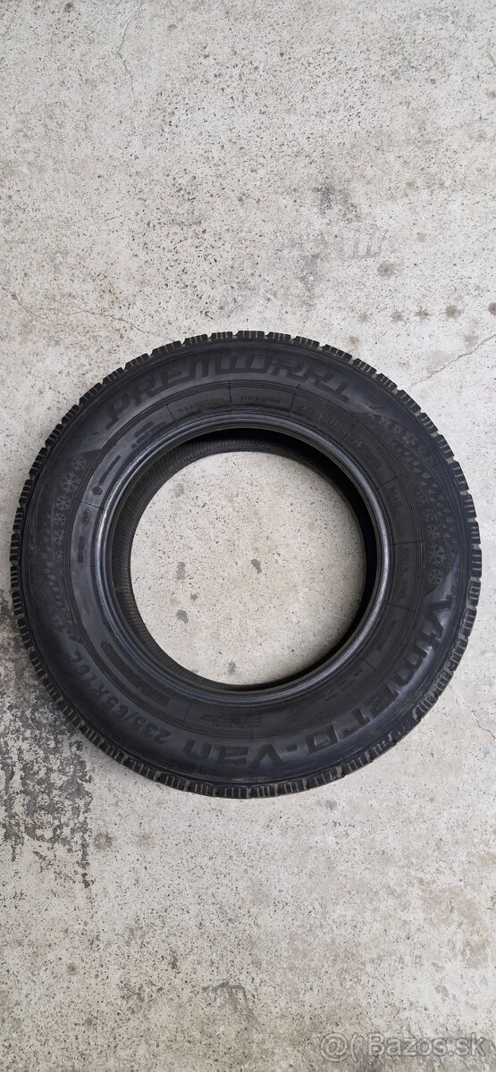 235/65 R16C 115/113R - 5