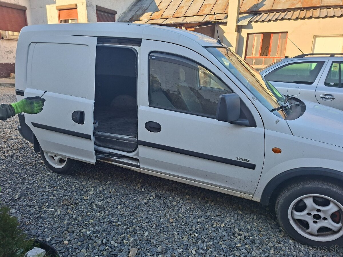 Predam Opel combo - 5