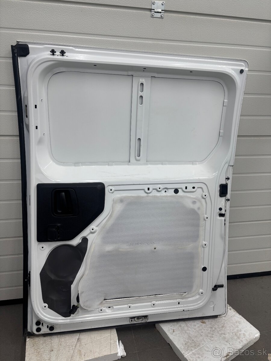 Predám dvere posuvné Peugeot Expert - 5