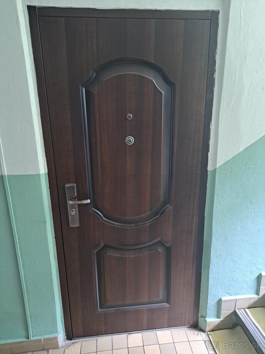 Dám do prenájmu 1i byt v BS - 5