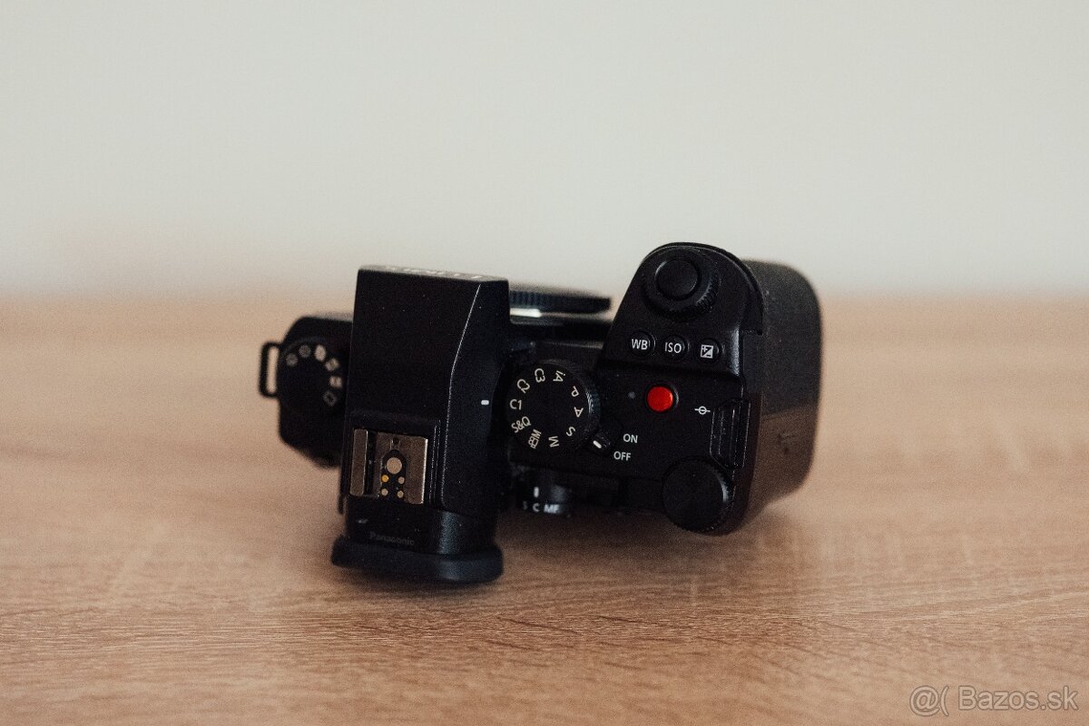 PANASONIC LUMIX DC-S5II - 5