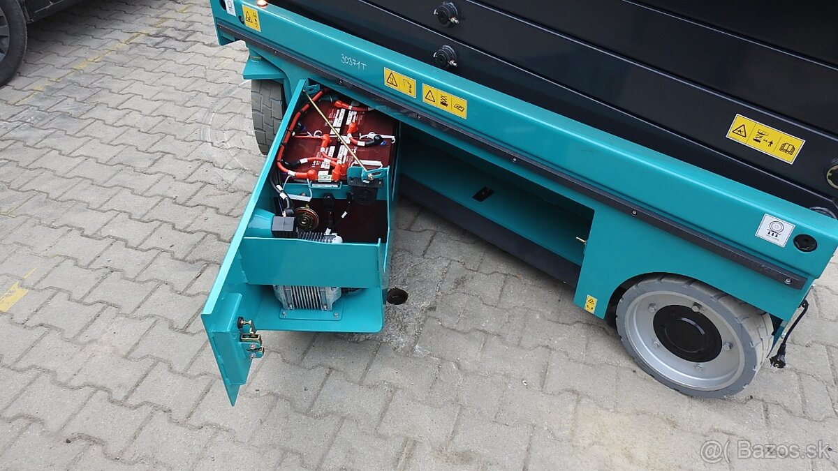 Elektrická nožnicová zdvíhacia plošina Sunward SWSL1008DC - 5