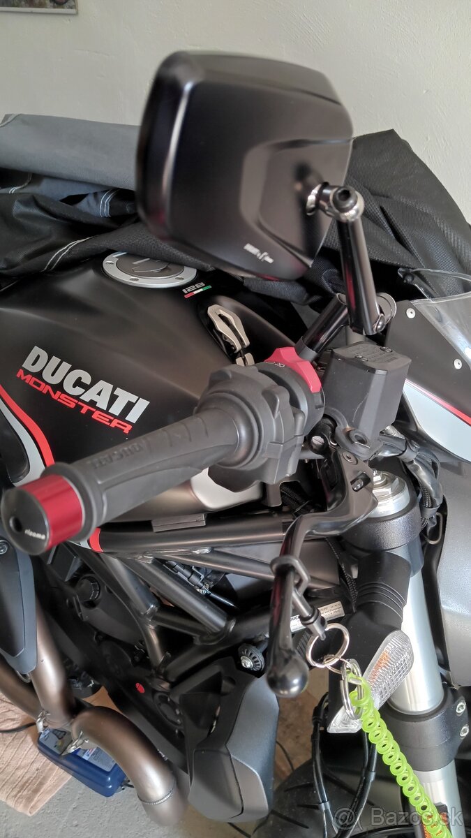 Ducati monster 821- 4000km - 5