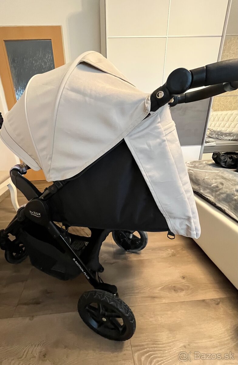 Detsky kocik Britax B Motion Plus + vela prislusenstva - 5