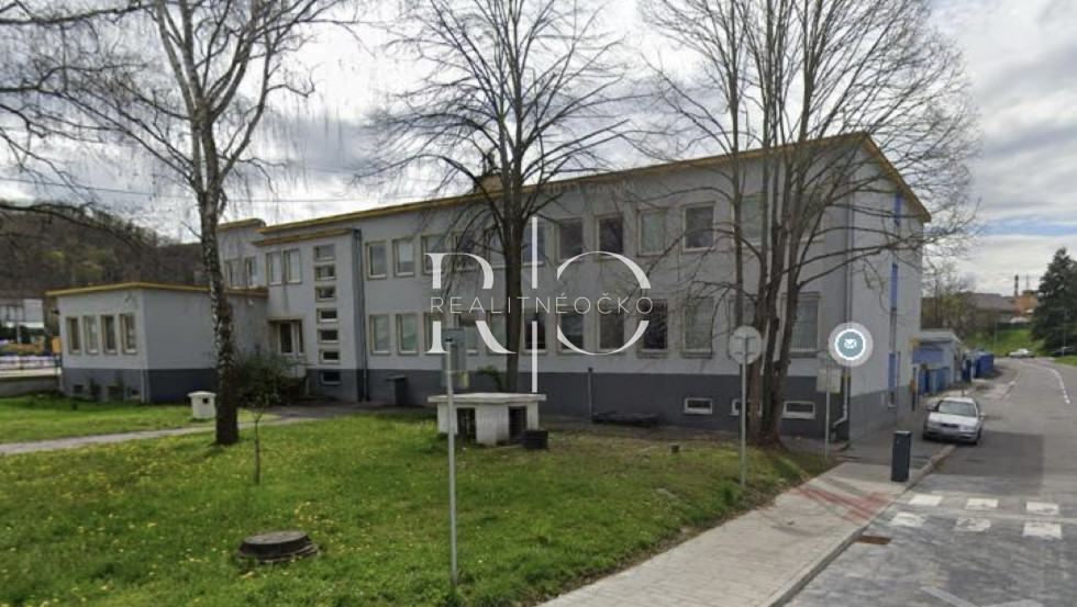 Na predaj administratívna budova - Zvolen - 5