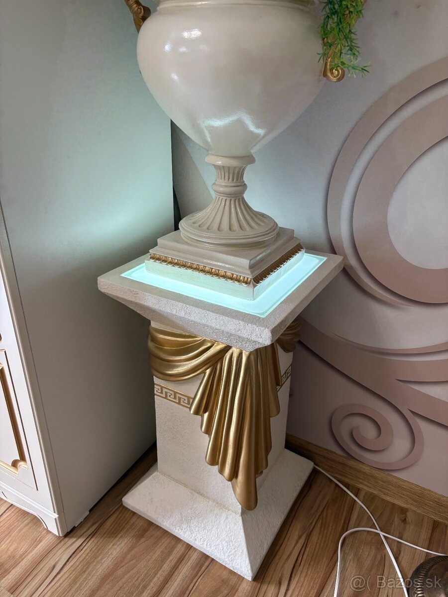 Svietiaci grécky stĺp - 5