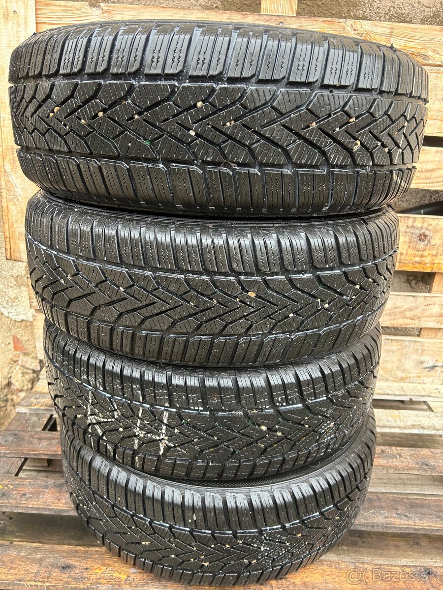 Semperit 185/60/15”T XL/88T(tapid,fabia) - 5