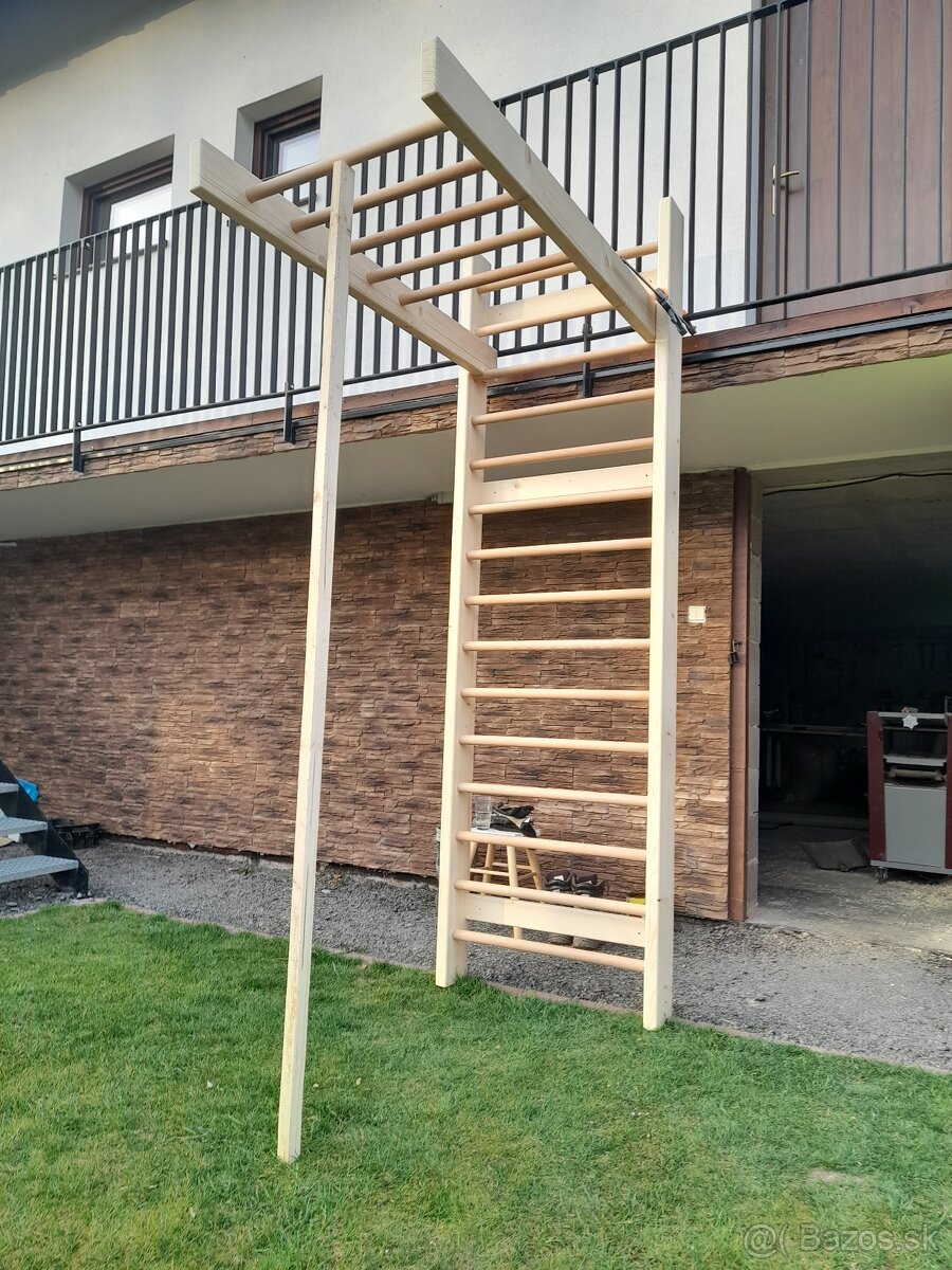 Rebriny s lezeckou stenou - 5