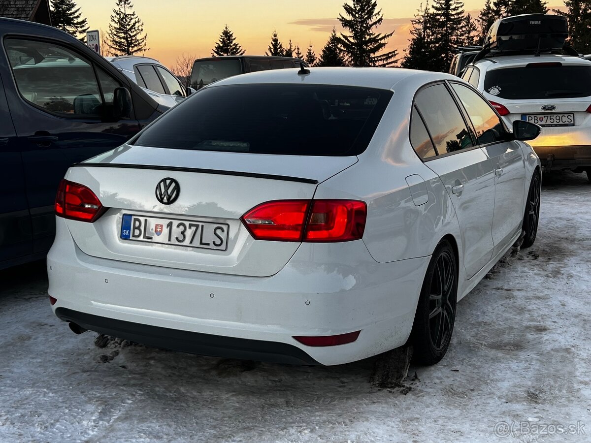 VW Jetta mk6 1.6tdi 2014 - 5