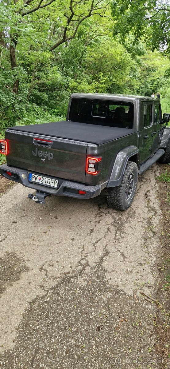 JEEP GLADIATOR