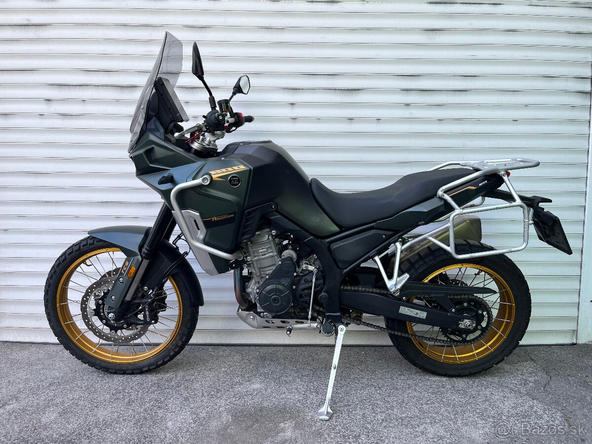 Kove 800X