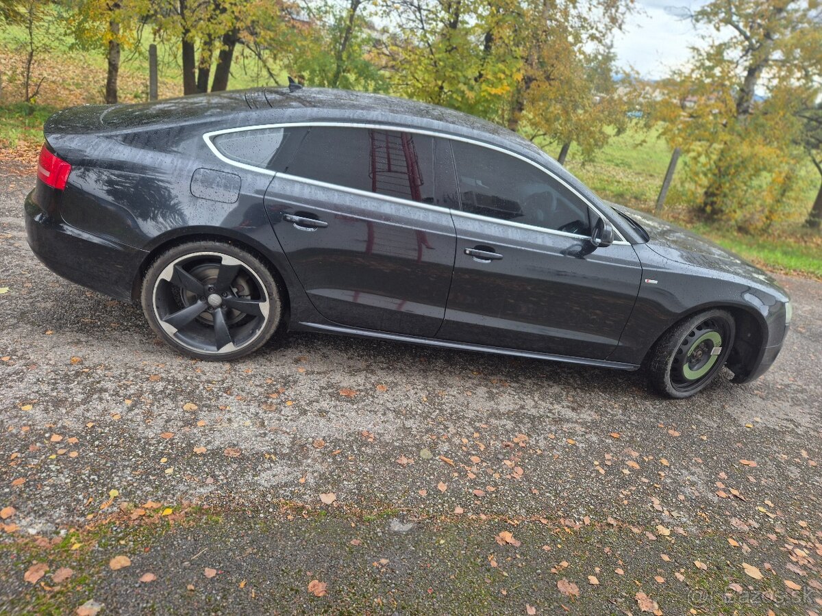 Predám náhradné diely na Audi A5 Sportback - 5