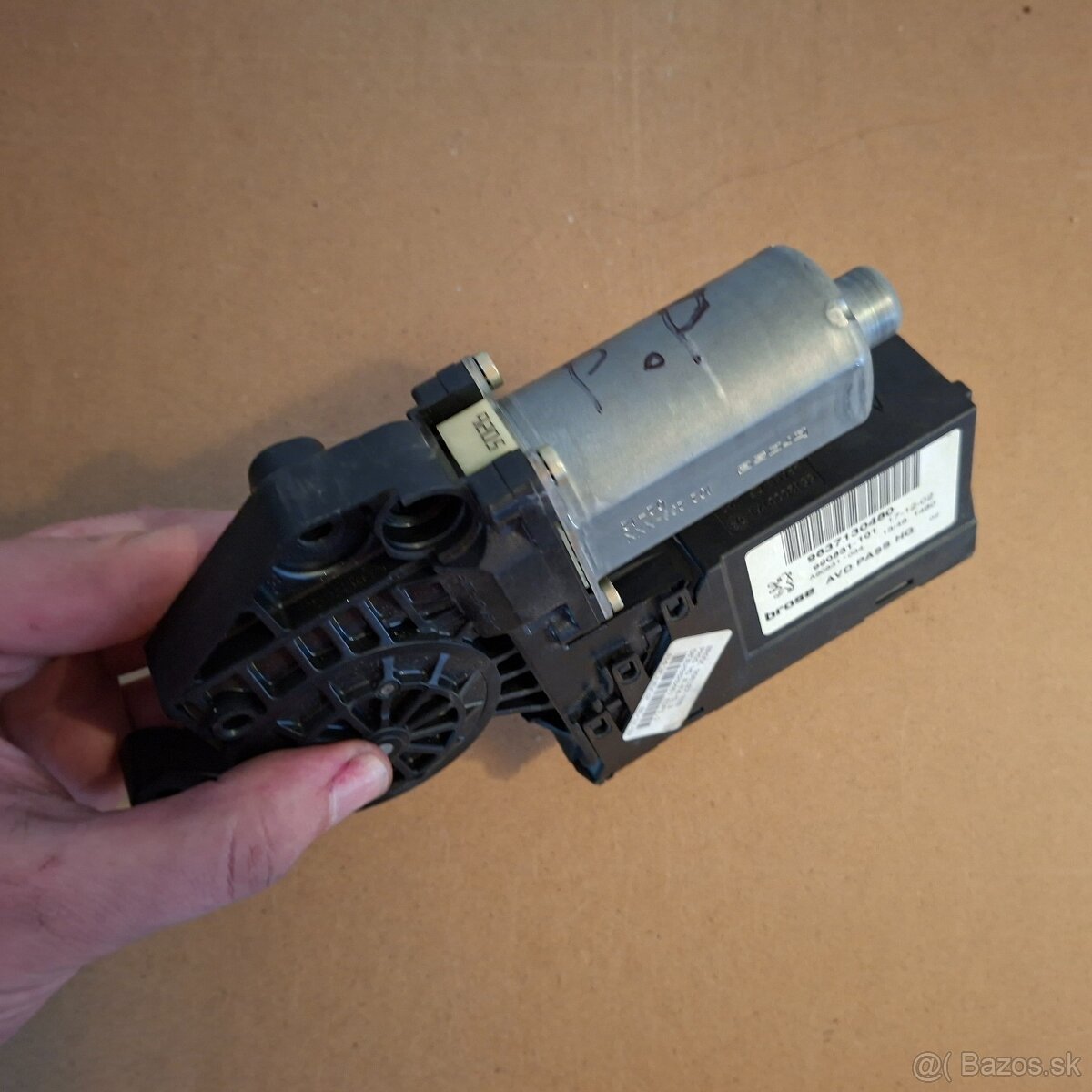 Peugeot 307 motorek stahování okna pravý přední - 5