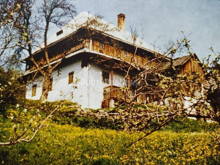 PREDAJ POSLEDNÁ pôvodná banícka drevenica 216m2, Kremnické - 5