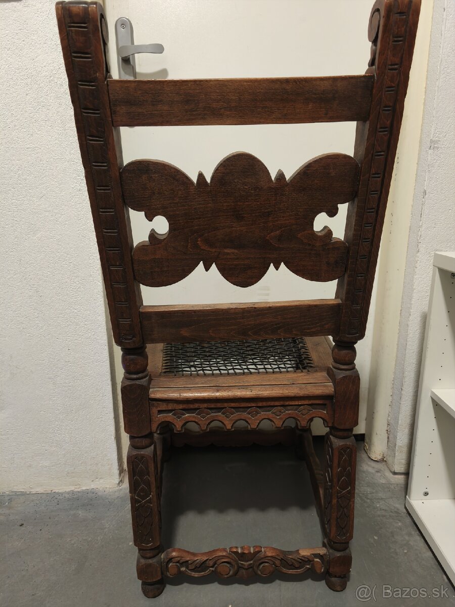 Predam starozitnu stolicku z masivu - 5