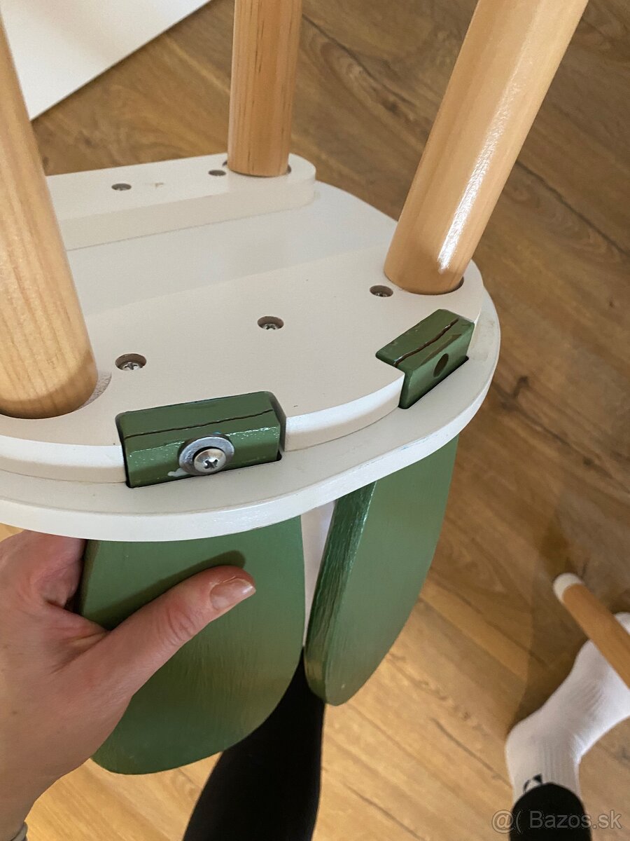 Detsky stôl a stoličky - 5