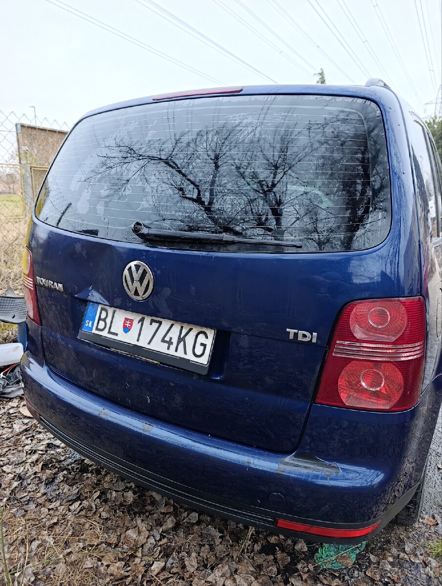 Predám VW Touran 1.9tdi - 5
