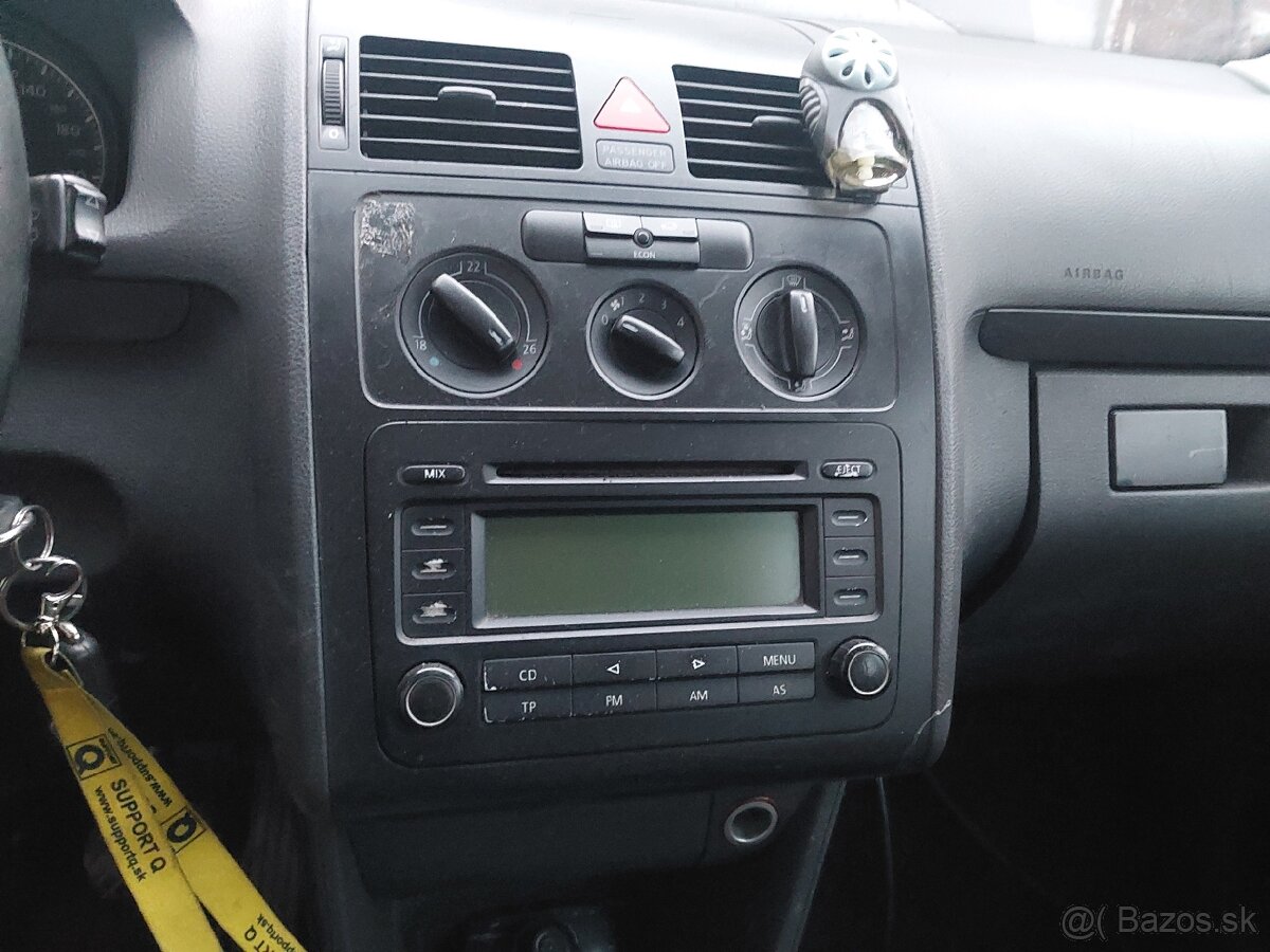 predám volkswagen turan - 5
