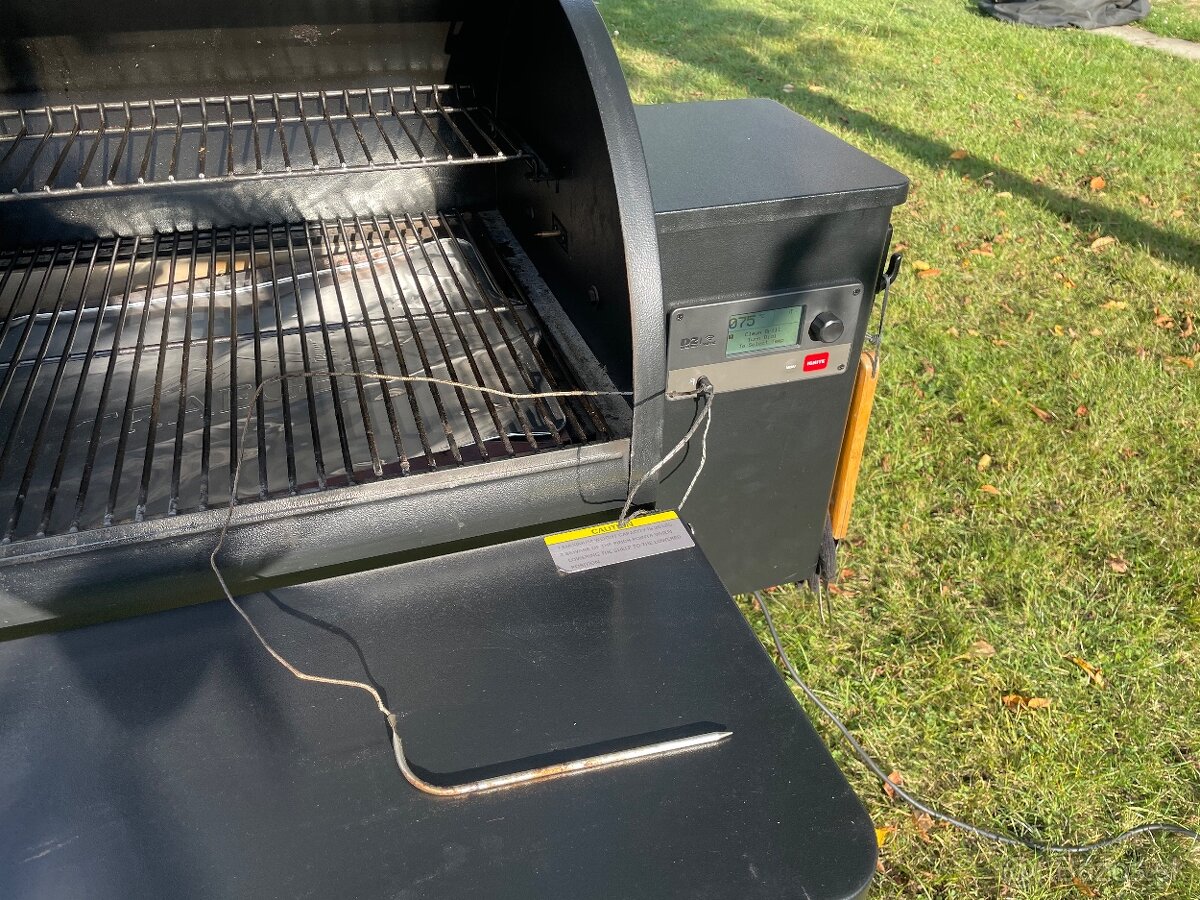 Predam peletovy gril Traeger Pro 575 - 5