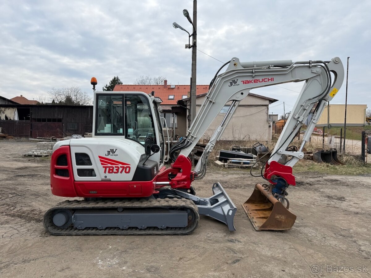Takeuchi TB 370 ,r.v. 2021, klima, velmi dobrý stav - 5
