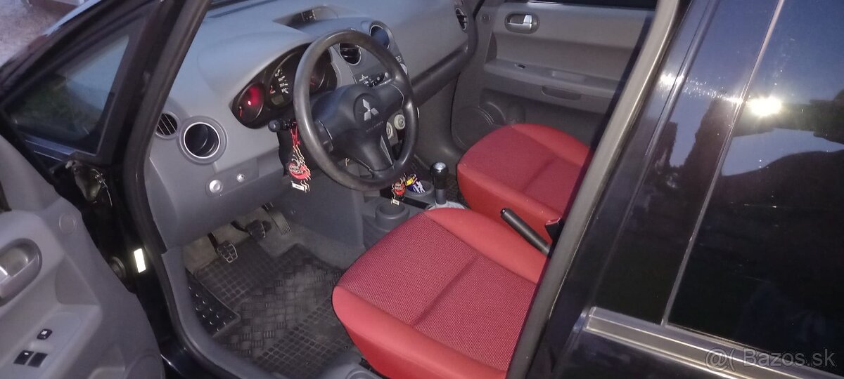 Mitsubishi colt - 5