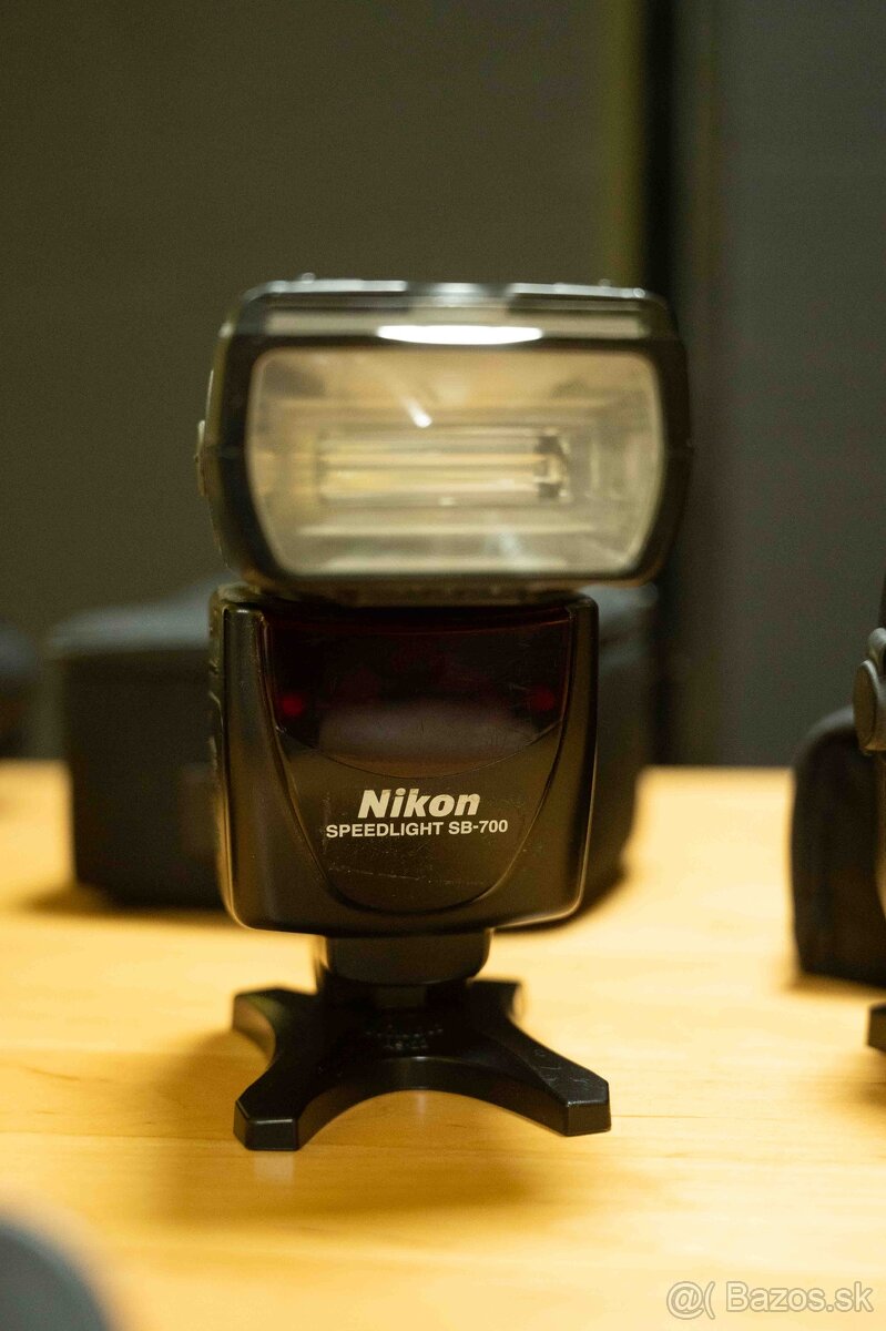 Sada bleskov Nikon + príslušenstvo - 5