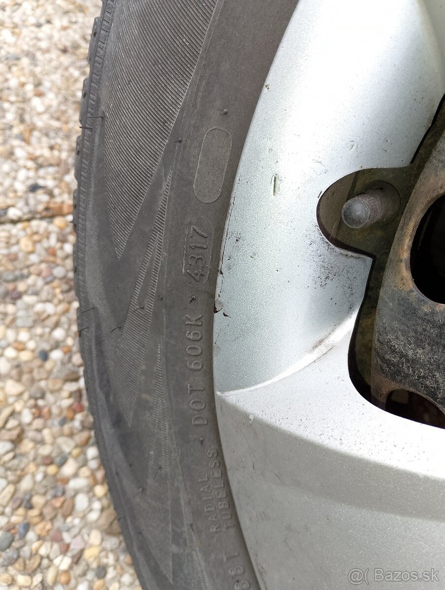 Predám zimné pneumatiky + disky 185/65/R15. - 5