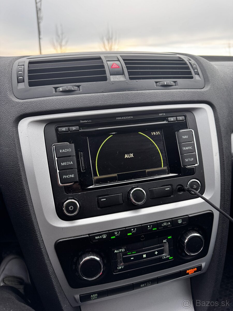 Octavia 2 facelift combi 1.6tdi - 5