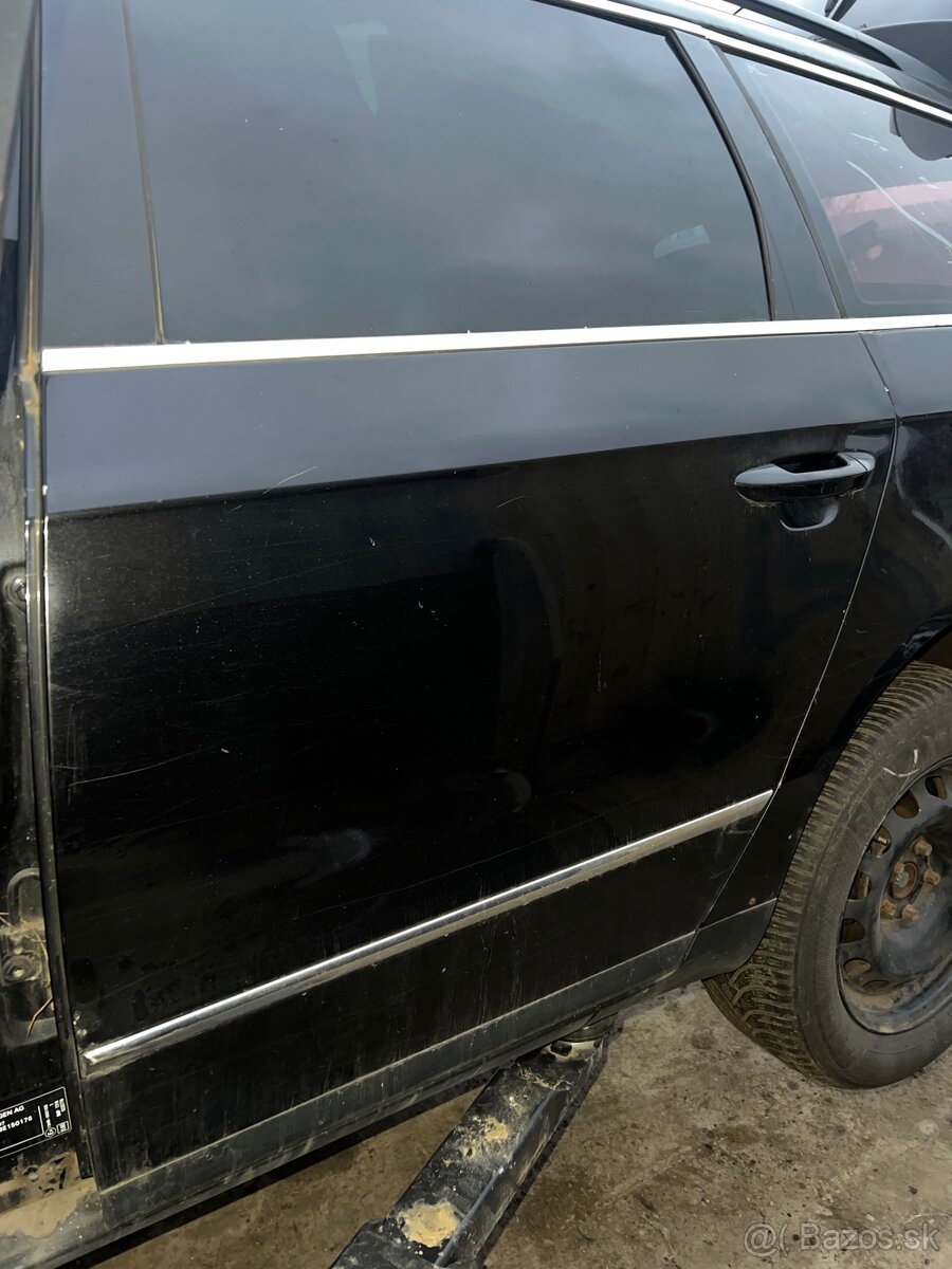 Zadne dvere Passat b6 combi čierna - 5