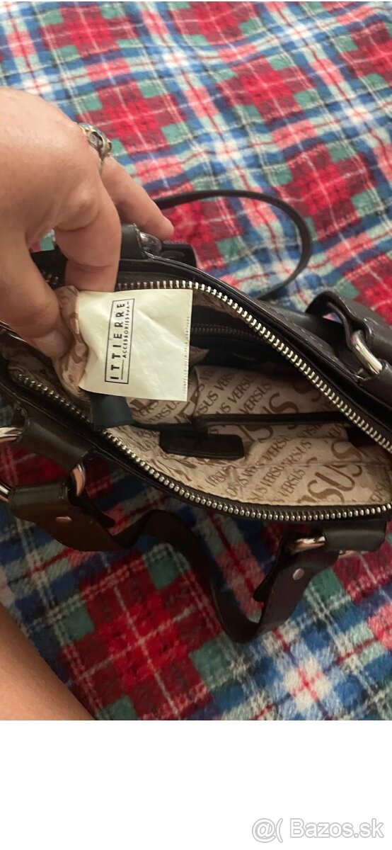 Versace Versus kožená kabelka - 5