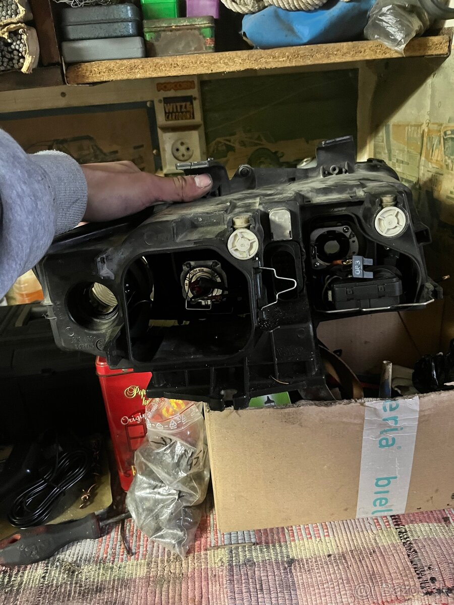 svetla audi a4 b6 - 5