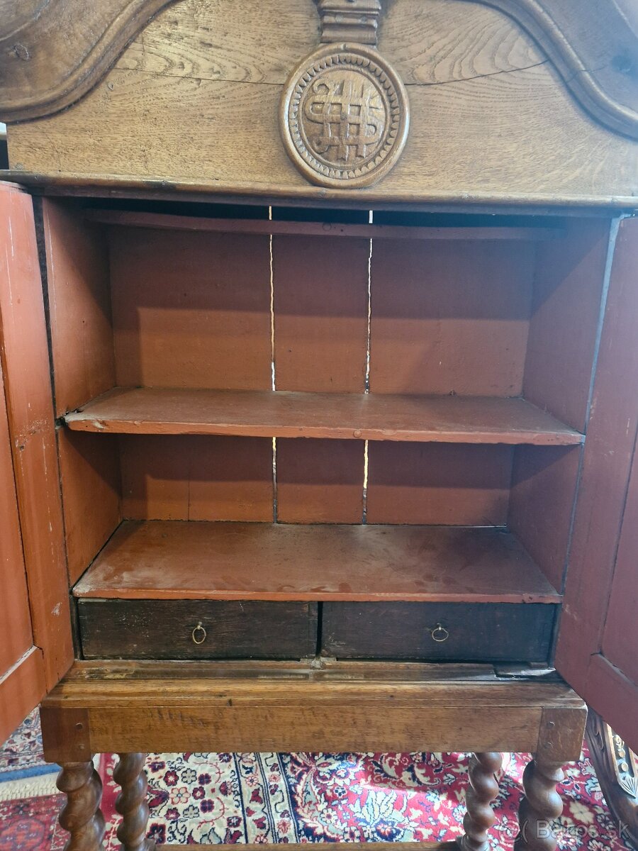Starožitná skrinka - 5
