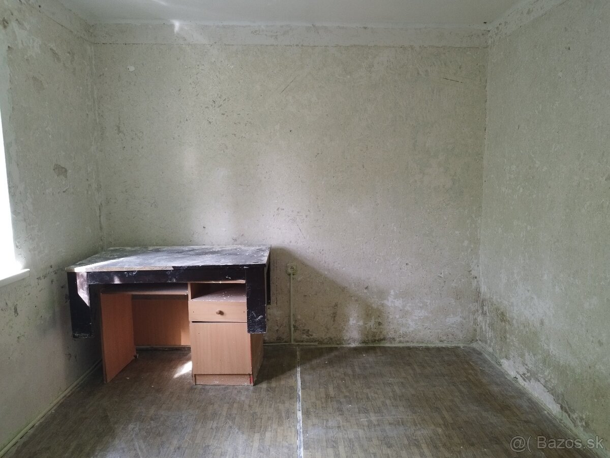 Predáme 3 izbový byt v rodinnom dome v obci Radimov - 5