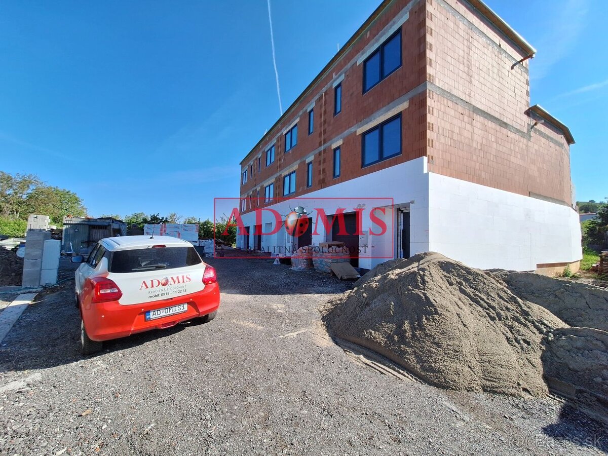 ADOMIS - predám exkluzívny 4-izbový tehlový dom 220m2,garáž, - 5