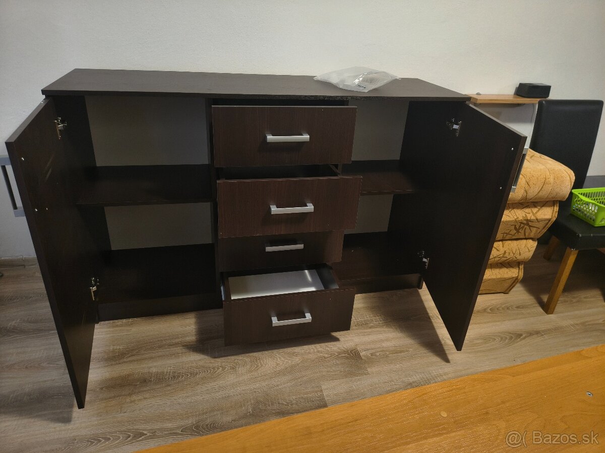 Komoda - 5