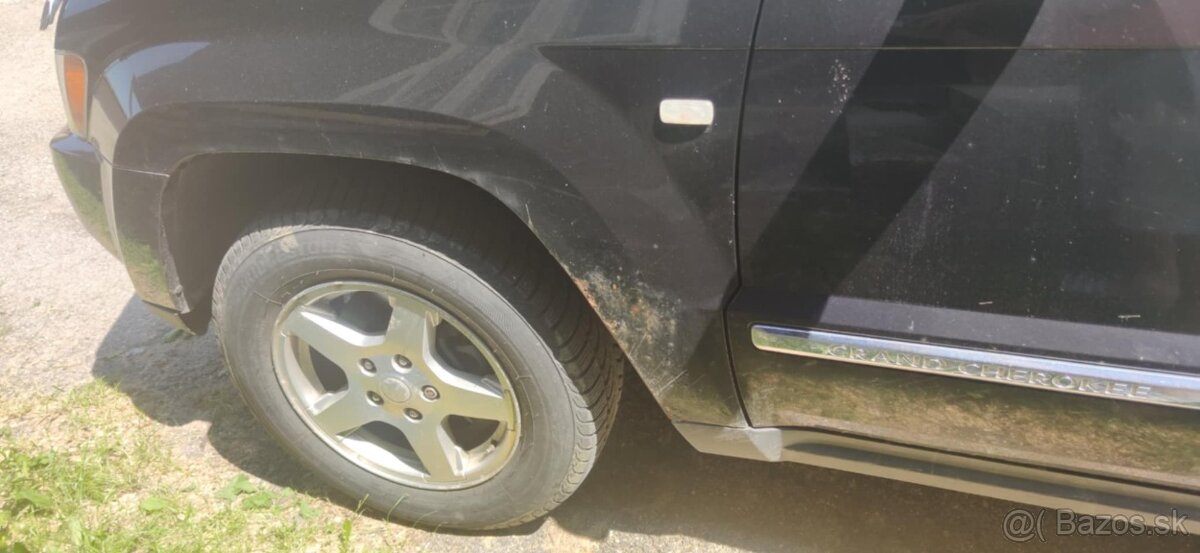 Jeep Grand Cherokee 3.0 - 5