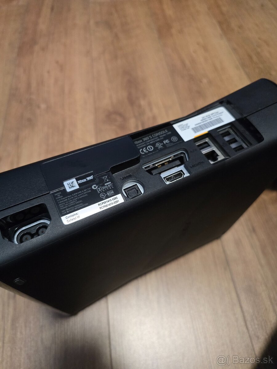 Xbox 360 Slim 4GB - 5