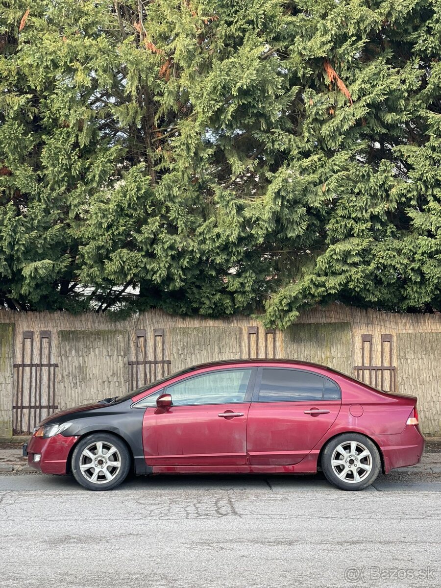 đźš— Honda Civic 1.8 (2006) – LPG + BenzĂn - 5