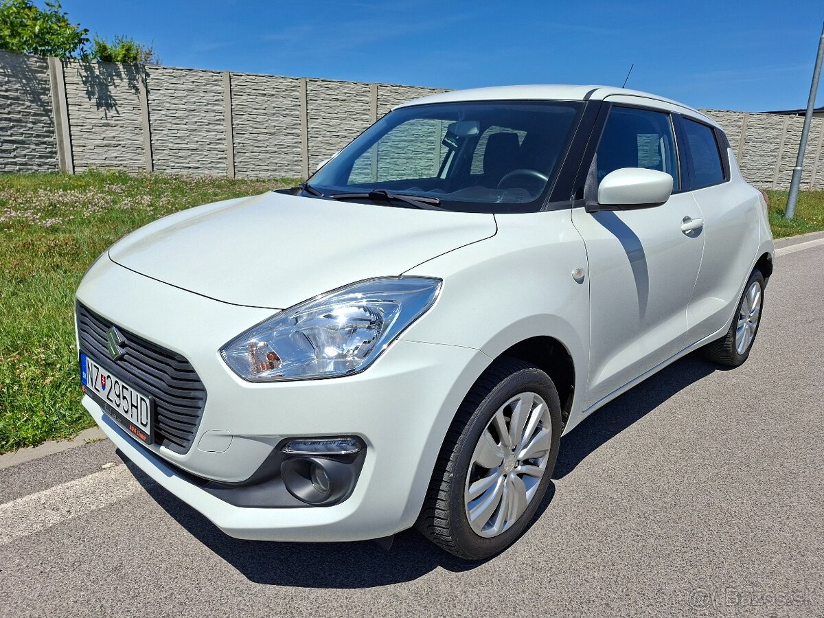 Suzuki Swift 1.2 DualJet 4X4 - 5